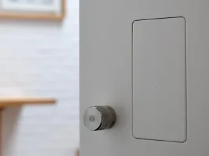 قفل مخفی درب آپارتمان